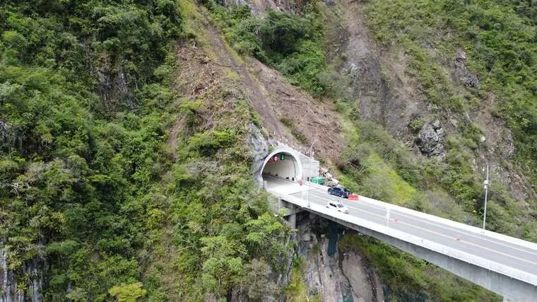 Vías y Pavimentos — Fundar Ingenieros